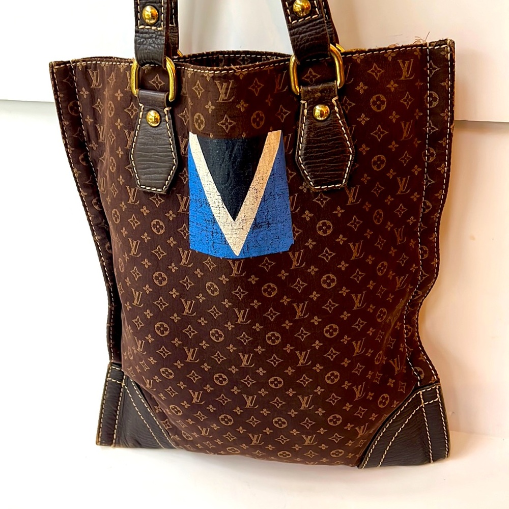 Louis Vuitton tote